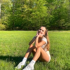 Meet your Posher, Rachel